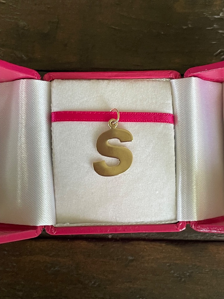 Helen Ficalora 14k Yellow Gold “S” Cutout Letter Charm — image 7 of 8
